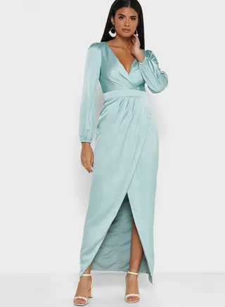 Wide Sleeve Plunge Neck Dress 