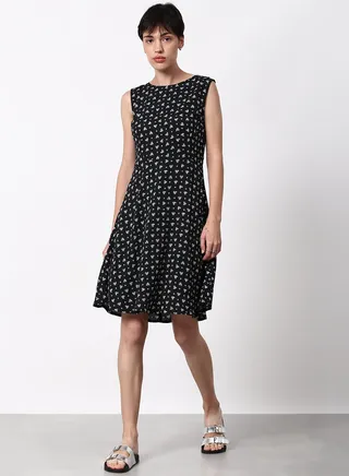 Regular Fit Casual Dress Black 