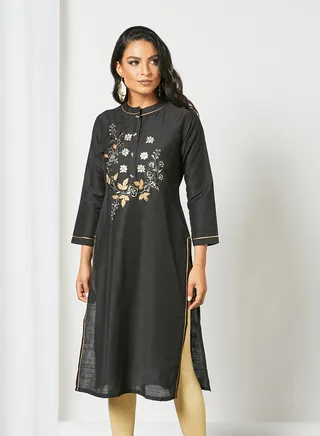 Hand Embellished Mandarin Neck Kurta Black 