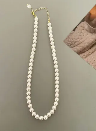 Alloy necklace fashion light luxury French retro millet bead clavicle chain pearl necklace 