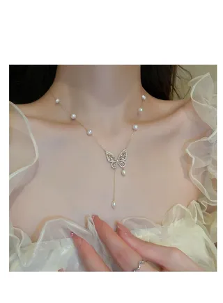 Zircon butterfly tassel necklace 