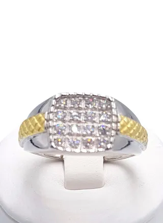 925 Sterling Silver Exquisite Design Ring 