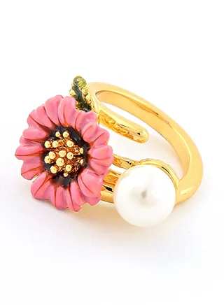 Unique Accent Gold Plated Ring 