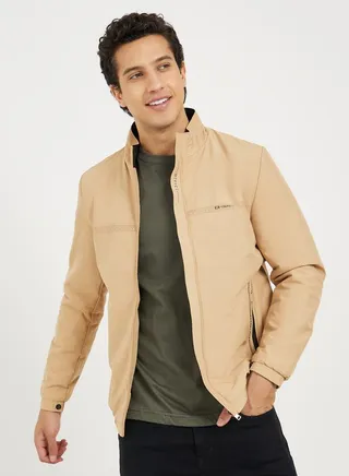 Solid Jacket with Zipped Pockets 