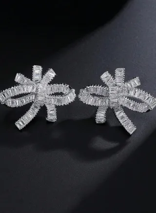 Luxurious Cubic Zirconia Snowflake Earrings in Silver Copper - Sparkling Statement Jewelry for Evening Elegance 2.8cm*2.5cm 