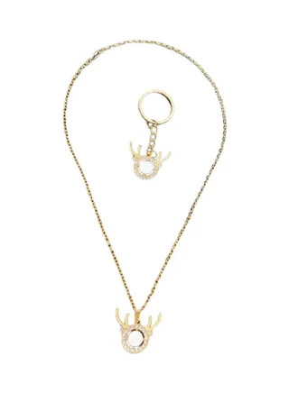 Stylish Pendant Necklace With Keychain 