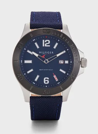 Round Analog Watch And Bracelet Set