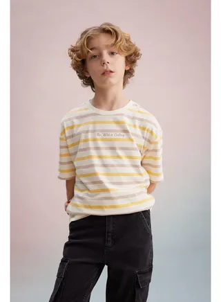 Boy Oversize Fit Crew Neck Knitted Short Sleeve T-Shirt 