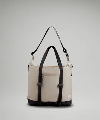 Patch Logo Tote Bag 25L