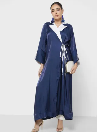 Tie Detail Abaya 