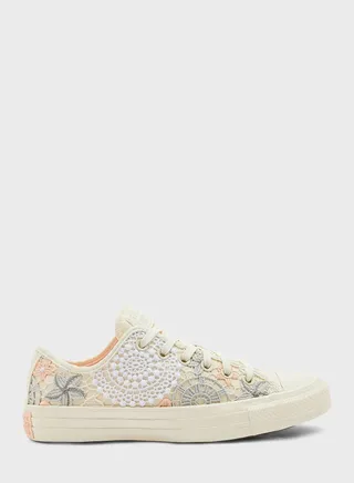 Chuck Taylor All Star