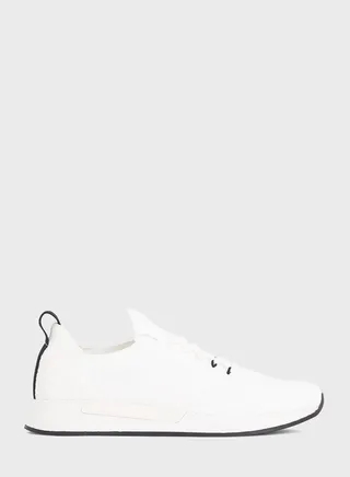 Casual Low Top Sneakers