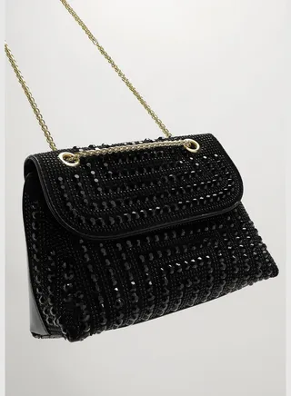 Solid Magnet Lock Regular Faux Leather Hand Bag For Women