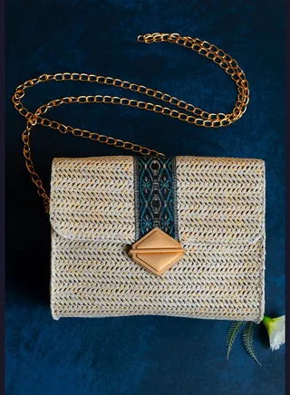Colour Block Magnet Lock Sling Bag with Chain Strap