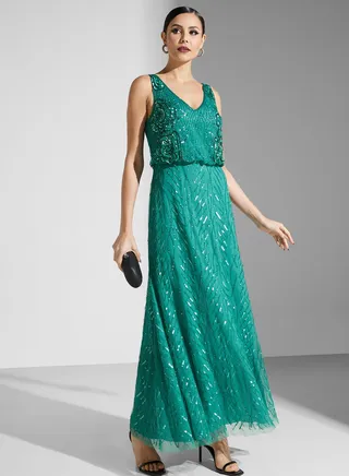 Sleevless Embellished Dress