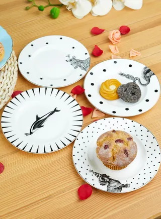 Mixed Animal Dinner Set