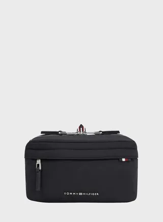 Logo Signature Washbag