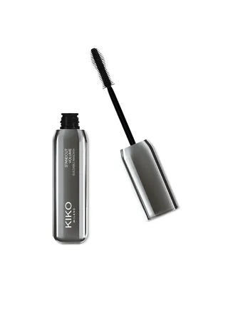 Standout Volume Buildable Mascara