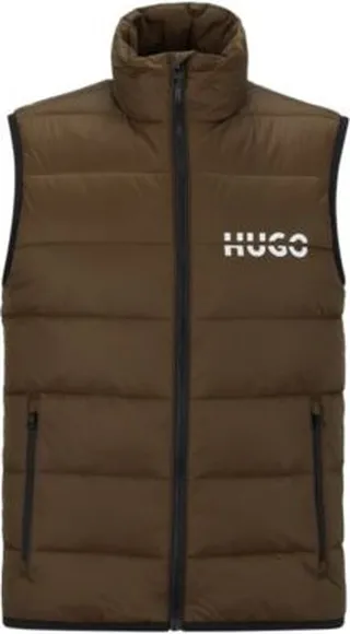 Water-repellent gilet in recycled fabric with split logo