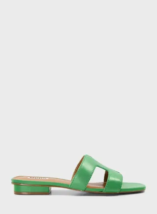 Loupe Side Strap Flat Sandals