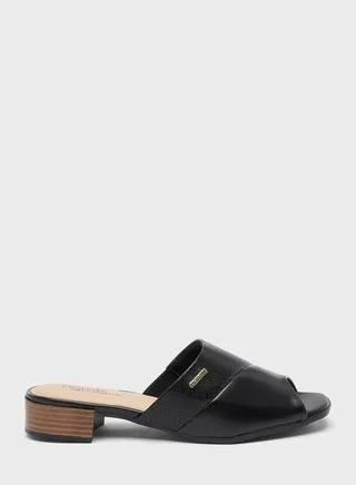 Giavanna Sandals