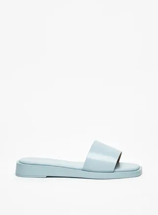 Women Solid Slip On Flatform Sandals