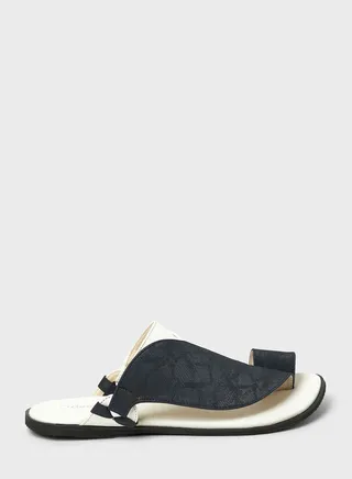 Toe Ring Arabian Sandals