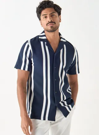 Striped  Regular\n  Fit Shirts
