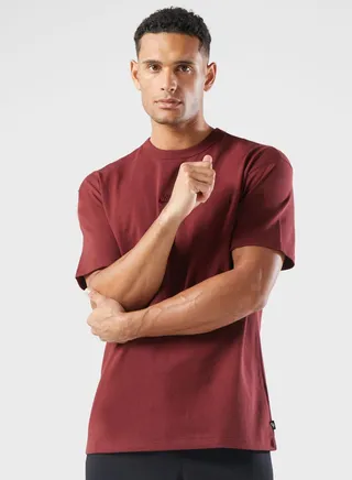 Nsw Premium Essential Sustainable T-Shirt