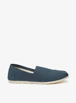 Mens Solid Slip On Loafers With Gusset Detail By Shoexpress