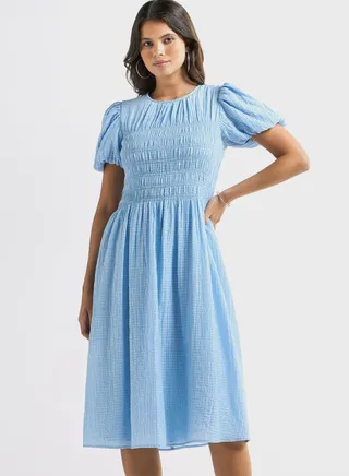 Textured Midi Round Neck Dress With Short Balloon Sleeves