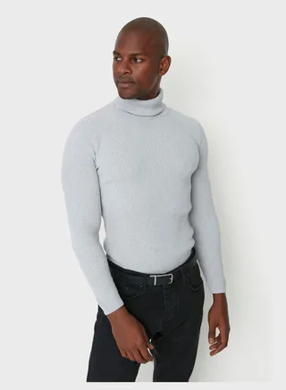 Essential Crew Neck Sweater