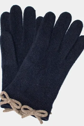 Gloves With Bows