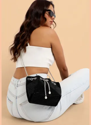 Solid Drawstring Lock Regular Faux Leather Hand Bag For Women