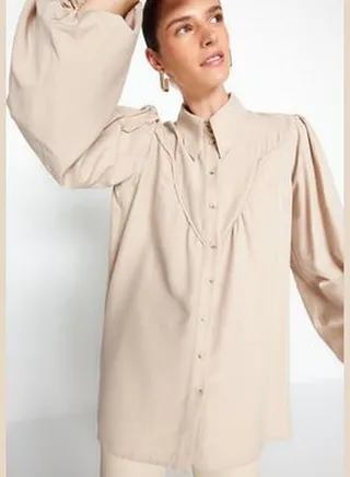 Stone Collar Detailed Woven Shirt TCTAW24TG00020