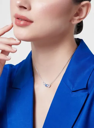 Mesmera Necklace