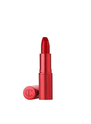 Hollywood Vixen (Vip Red