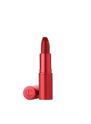 Mark Of A Kiss (Berry Red