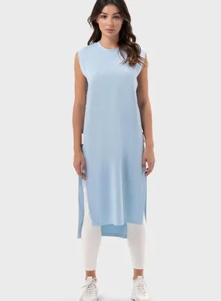 Esita Side Spilt Crew Vest