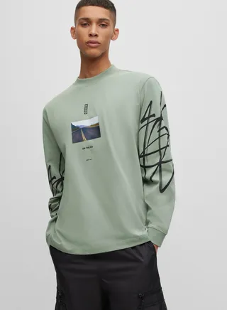 Essential Logo T-Shirt