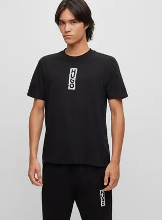 Essential Logo T-Shirt