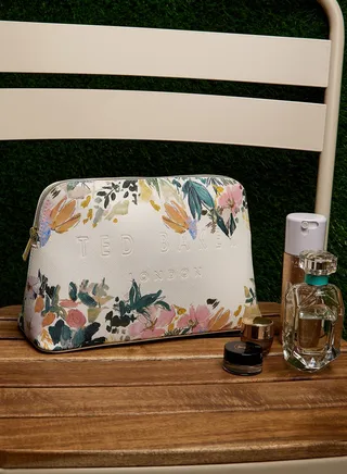 Alisini Painted Meadow Large Washbag