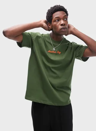 Essential Crew Neck T-Shirt
