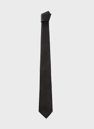 Essential Tie