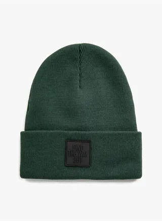 Tag Detail Beanie Knitted
