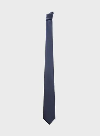 Essential Tie