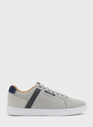 Kit Low Top Sneakers