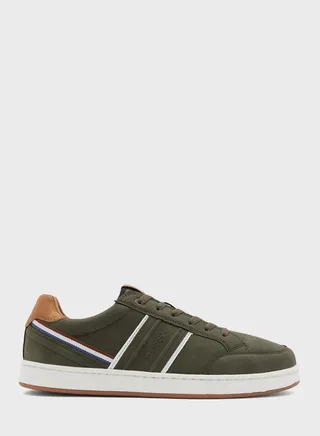 Hardin Low Top Sneakers