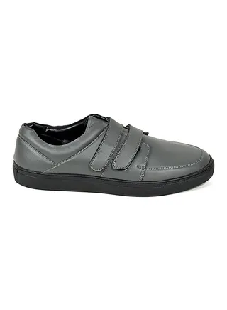 Velcro Low Top Sneaker