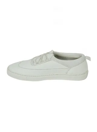 Wingtip Low Top Sneaker